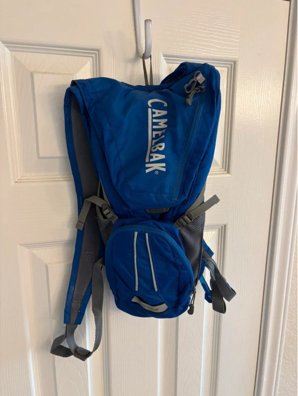 CamelBak Rogue Hydration Pack Blue with Drinking Tube